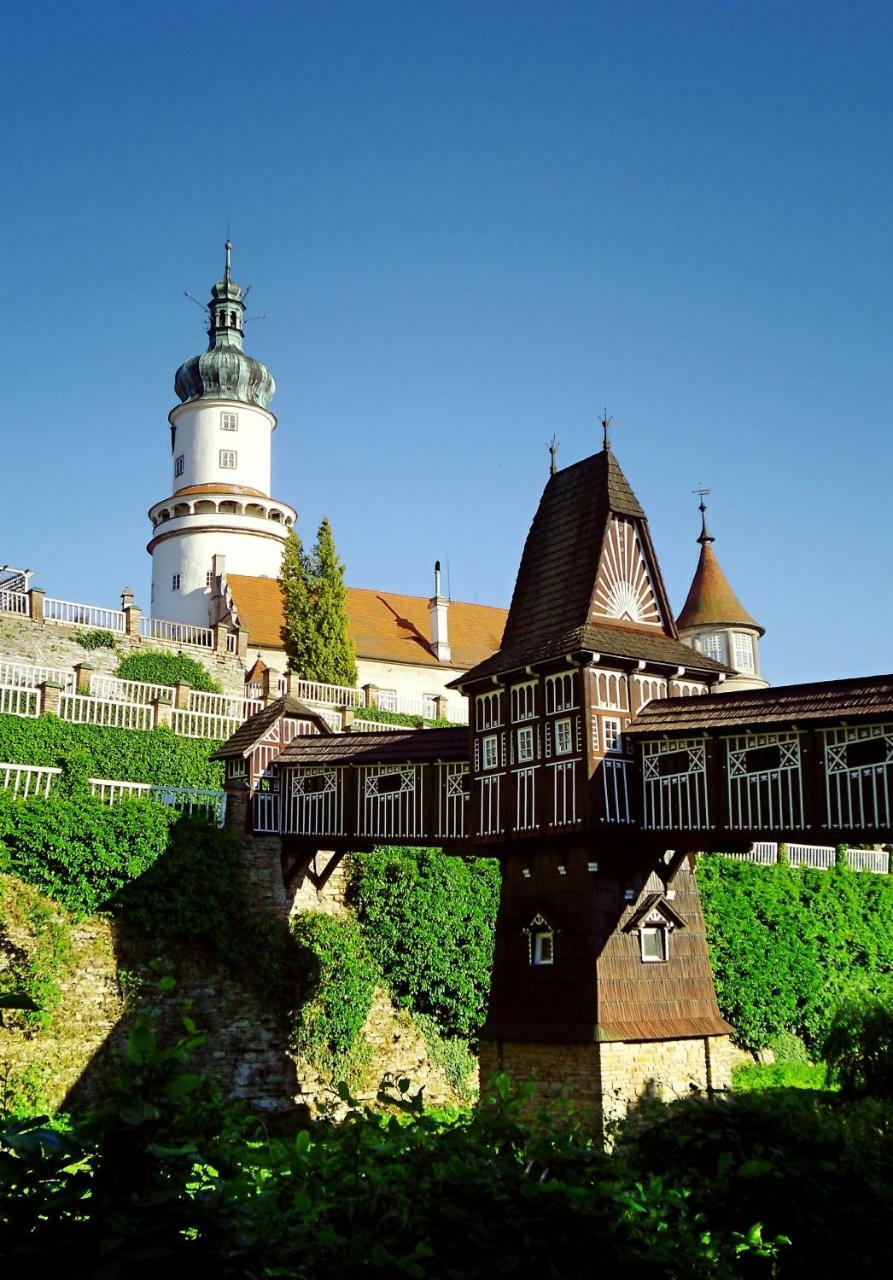 Zamek Nové Město nad Metují Exteriör bild